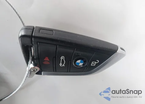 2021 BMW X1 xDrive28I z USA, uszkodzony, nr VIN WBXJG9C06M5S84973